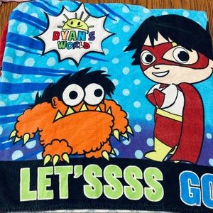 ❤️‍🔥 (5/20)
 Ryan’s World Masked Hero Hooded Towel 24x50